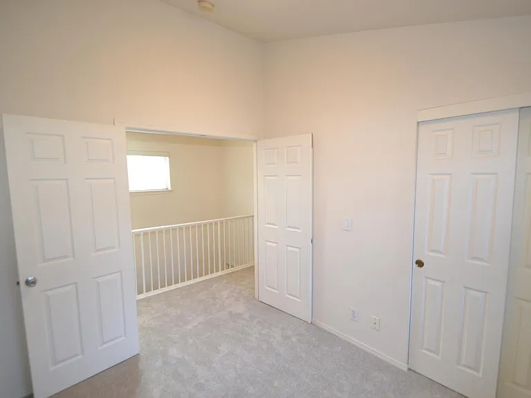 9818 NE 130th Pl — Photo 12