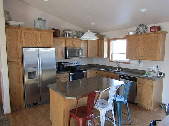 5th image of 3540 23rd Ave S