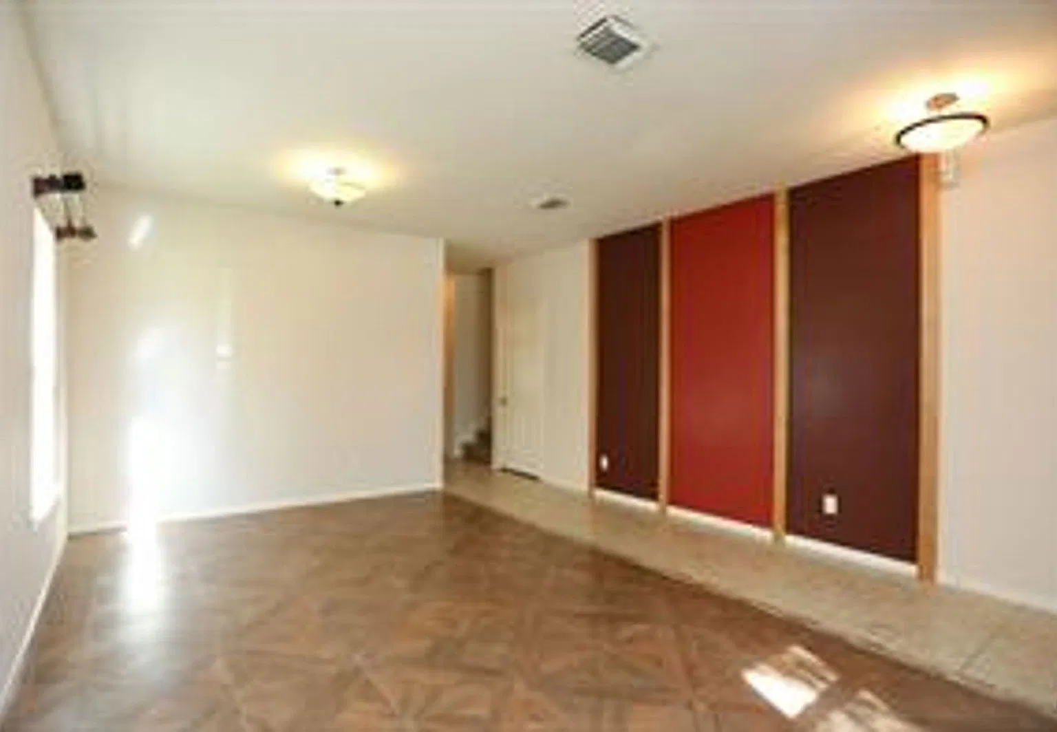4 bed, 3.5 bath, 3013 sqft, $2,300 — Photo 3