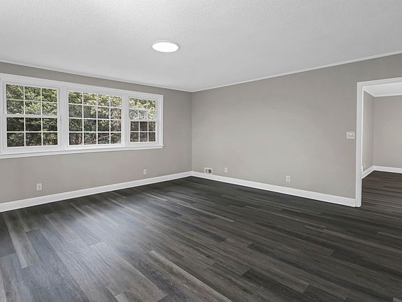 4th image of 1152 Water Tank Rd