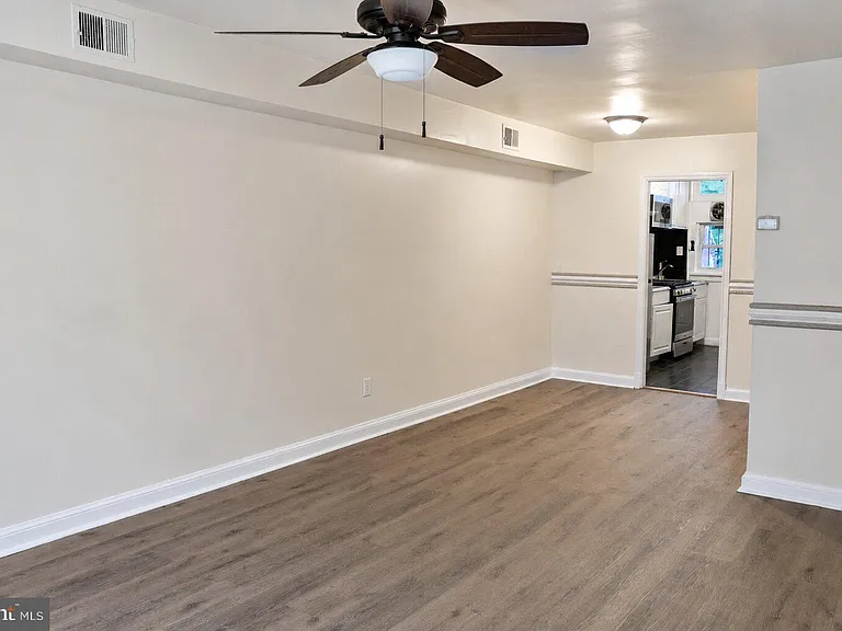 59 Galveston Pl SW #3 — Photo 3