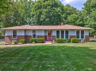 202 Brazzell Ave, Dickson, TN 37055