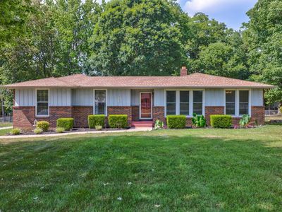 202 Brazzell Ave, Dickson, TN, 37055