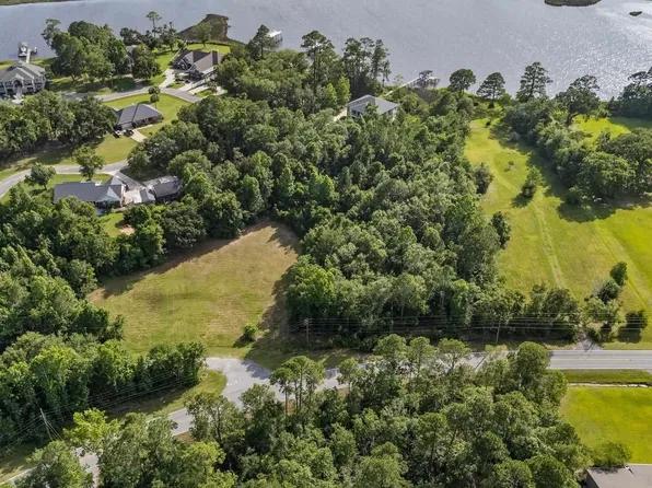 4651 Mulat Rd, Milton, FL 32583