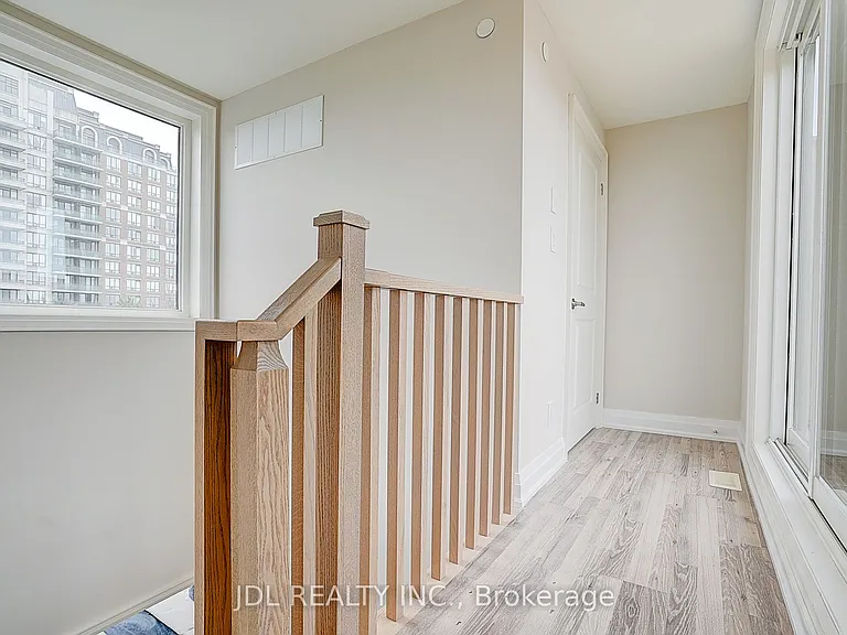 370 Red Maple Rd #D-119 — Photo 45