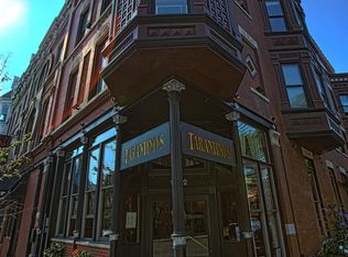 1112 W Armitage Ave APT 2F, Chicago, IL 60614