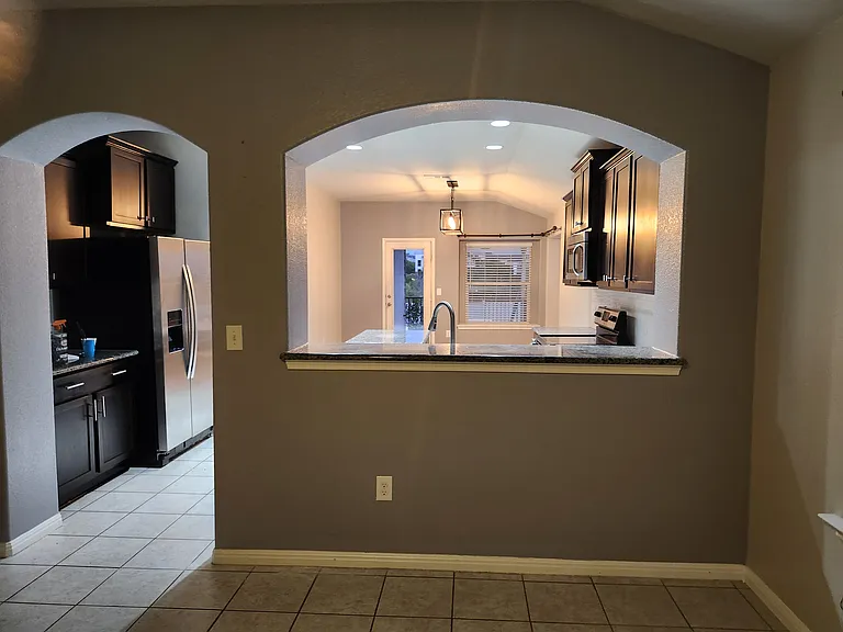 18519 Bandelier Dr — Photo 4