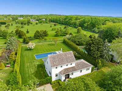35 Farmstead Ln, Water Mill, NY, 11976