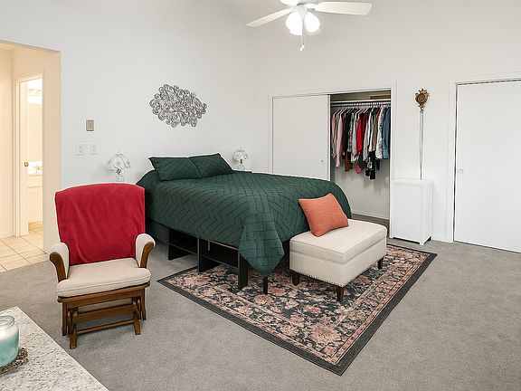 2nd image of 65 Woodbridge Ave APT 2