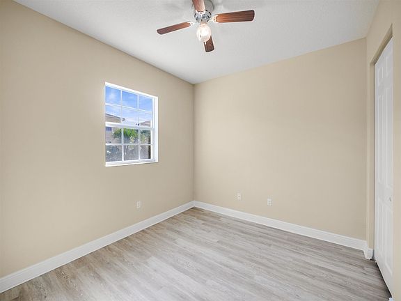 5th image of 12586 SE Old Cypress Dr #9-906