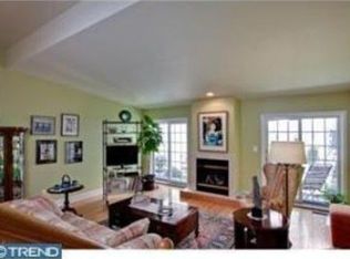 623 Pemberton St, Philadelphia, PA 19147
