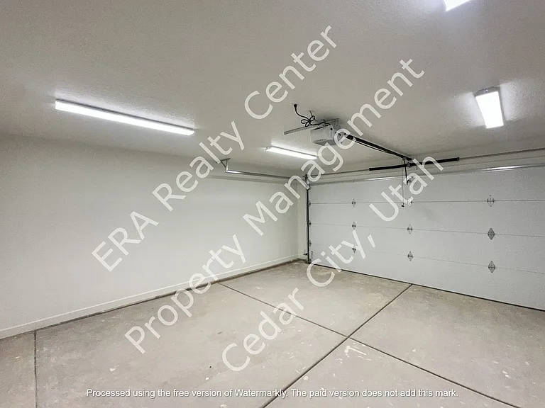 3917 Hawks Landing Loop — Photo 14