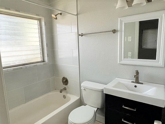 4th image of 405 S Cirus Ave #3