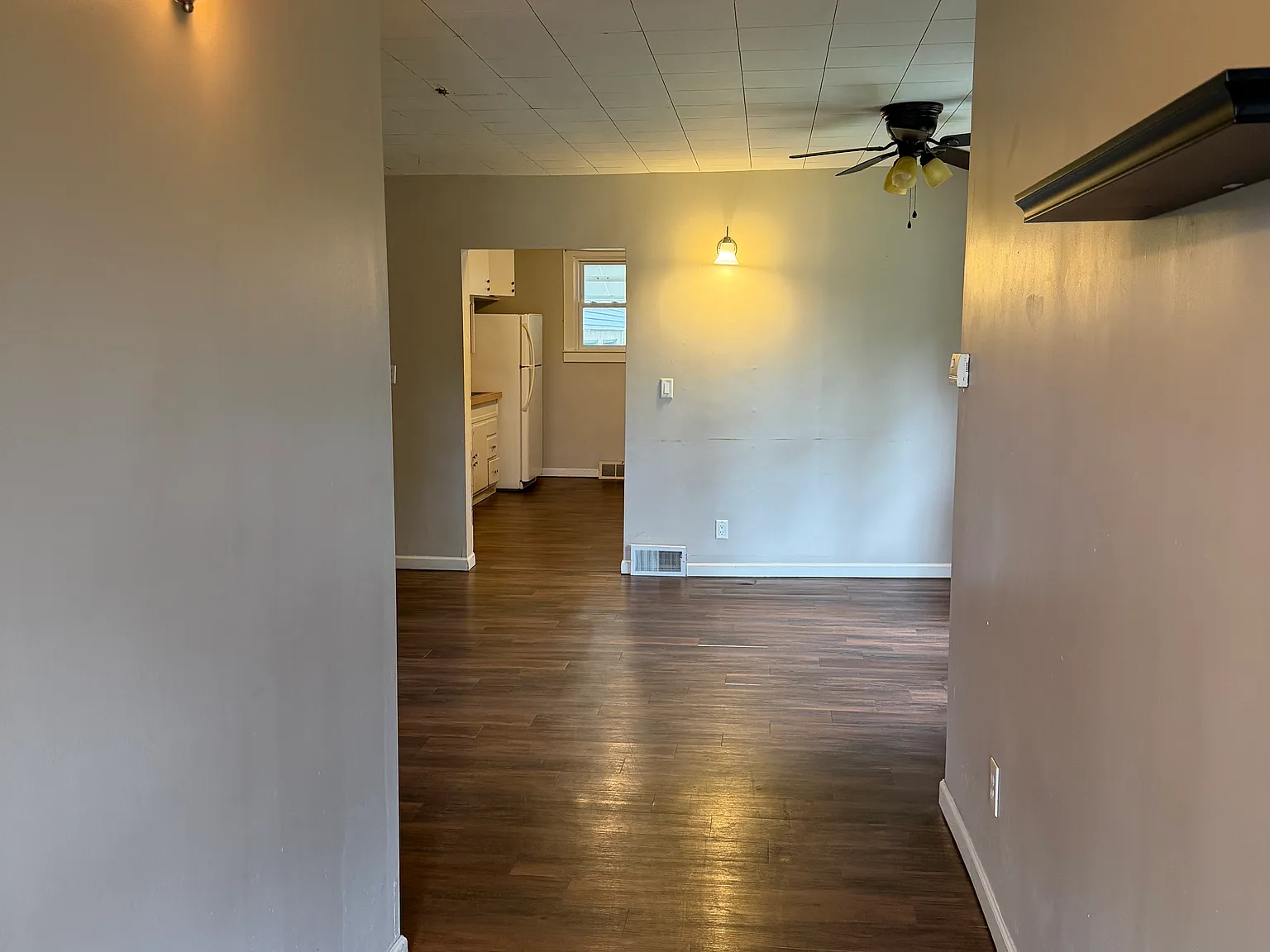 3 bed, 1500 sqft, $1,800 — Photo 4