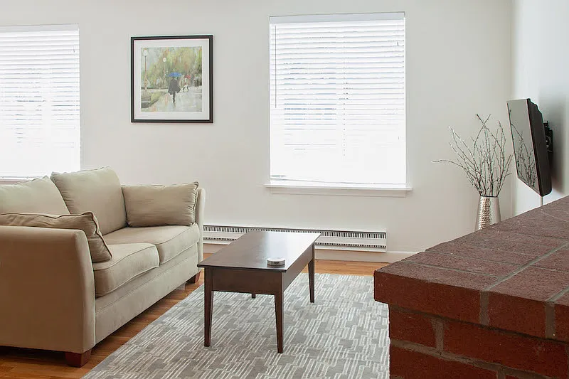 220 Beacon St — Photo 2