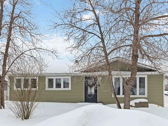 2nd image of 66 NE Centennial Dr