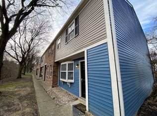 1725 Park Village Dr, Columbus, OH 43235