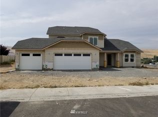 751 E East St NE, Ephrata, WA 98823