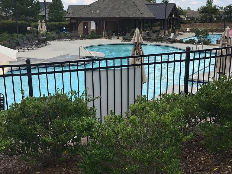 8044 Remington Heights Dr — Photo 26