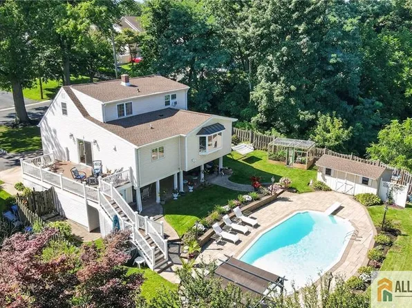 112 Tunison Rd, New Brunswick, NJ 08901