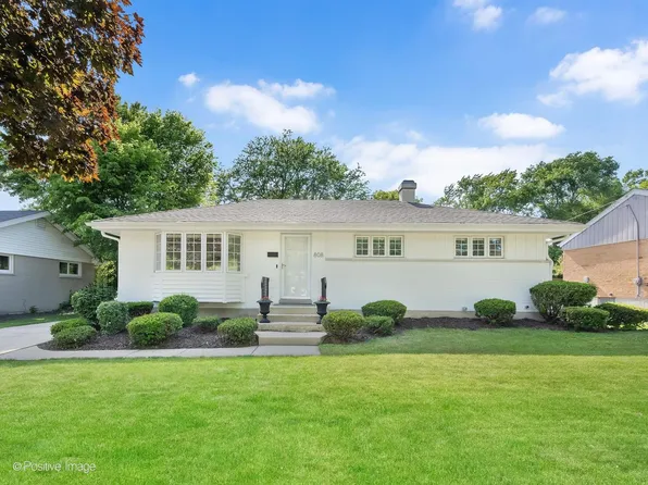 808 Delles Rd, Wheaton, IL 60189