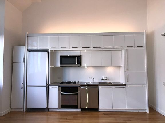 3rd image of 27-28 Thomson Ave #2-5-1
