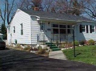 1209 Shelly Ave, Maumee, OH 43537