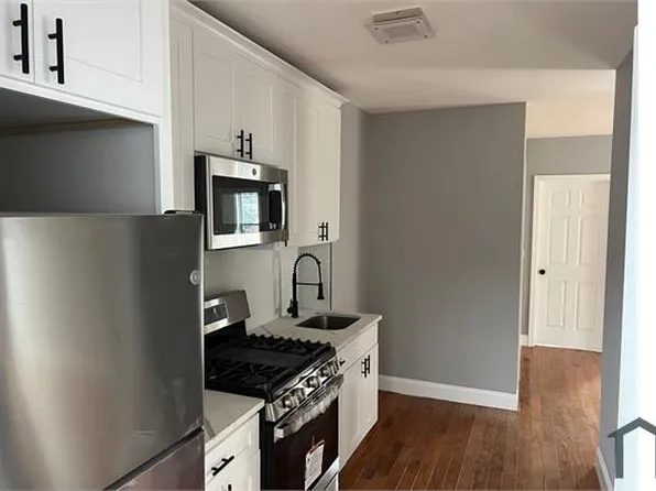 1827 Hering Ave #1, Bronx, NY 10461