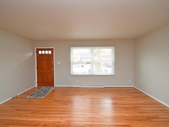 2nd image of 6164 Mariwood Ln
