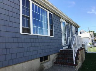 19 Kraseman St, Dartmouth, MA 02748