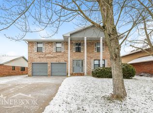 6468 Shull Rd, Dayton, OH 45424