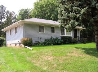 6783 Upper 5th St N, Oakdale, MN 55128