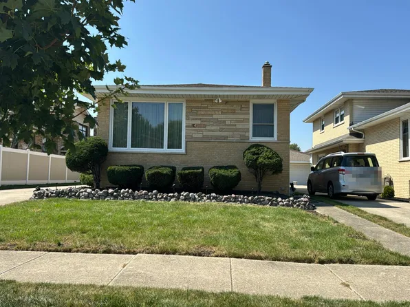 8912 S Richmond Ave, Evergreen Park, IL 60805