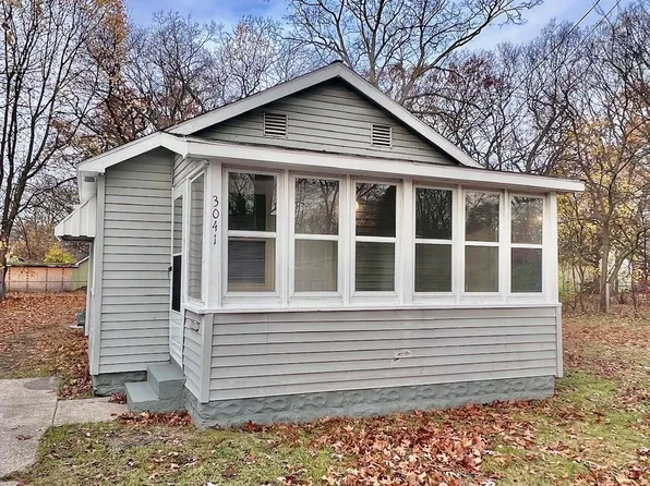 3041 Park St, Muskegon Heights, MI 49444