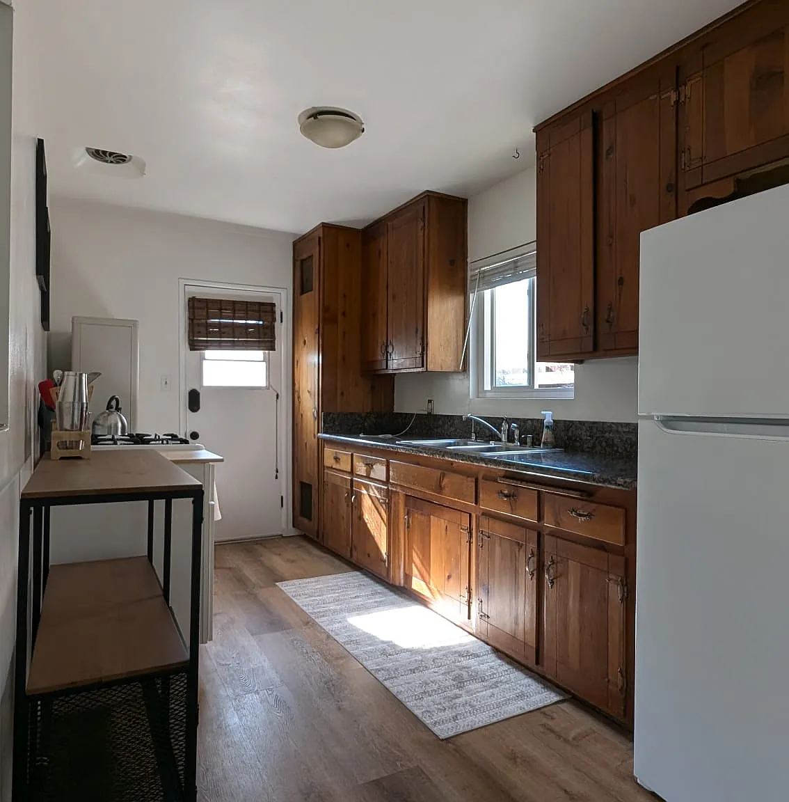 1 bed, 550 sqft, $2,450 — Photo 4