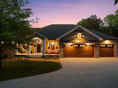 4209 Maple Ln, Minnetonka, MN, 55345