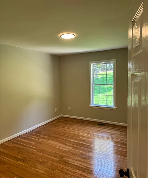 186 Chesterfield Dr — Photo 8