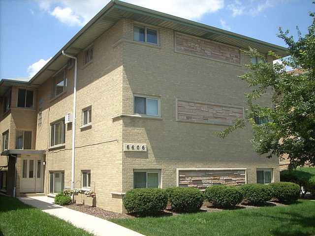 1st image of 6606 N Harlem Ave APT 2E