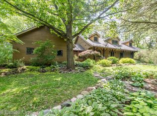 5804 Brighton Rd, Brighton, MI 48116