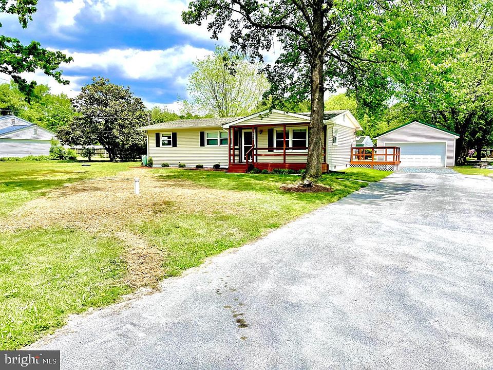 1st image of 6833 Havassy Dr