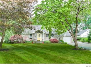 11 New County Rd, Airmont, NY 10952