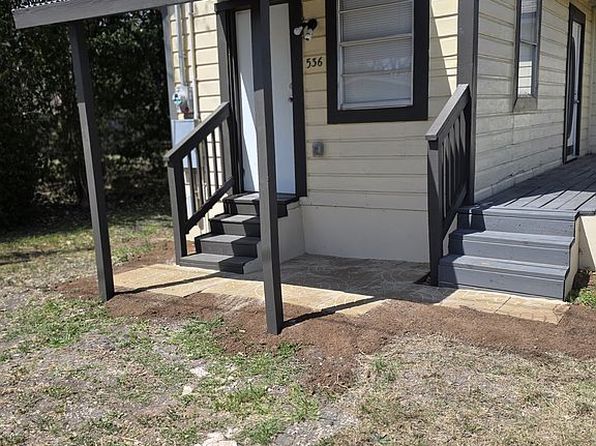 536 Elley St, Seguin, TX 78155