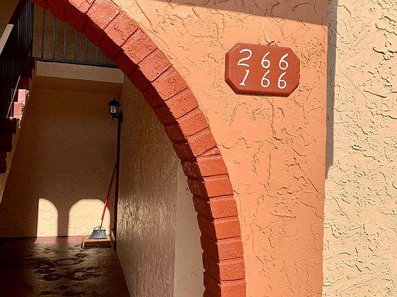 3rd image of 166 San Juan Cir #166