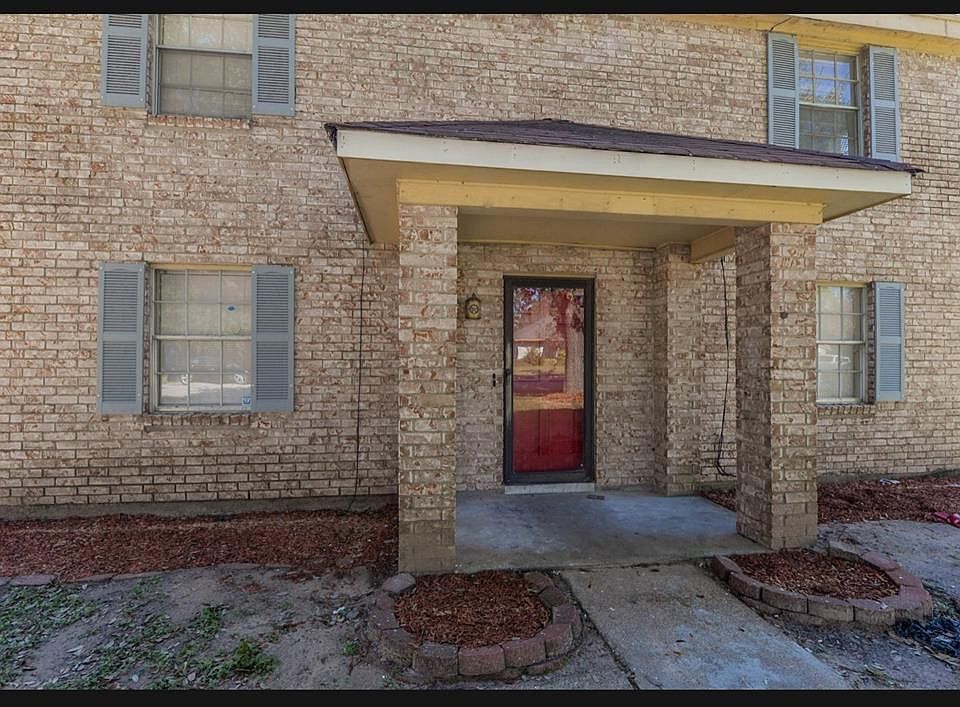 2nd image of 10657 Alcott Dr