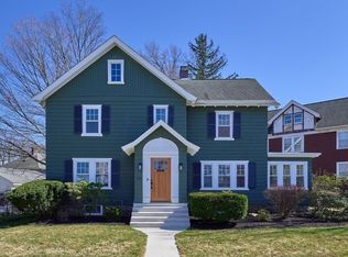 108 Longfellow Rd, Worcester, MA 01602