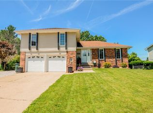 1825 N Oakcrest Ave, Decatur, IL 62526