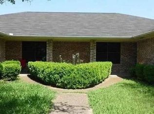 328 S Stewart Ave, Lancaster, TX 75146