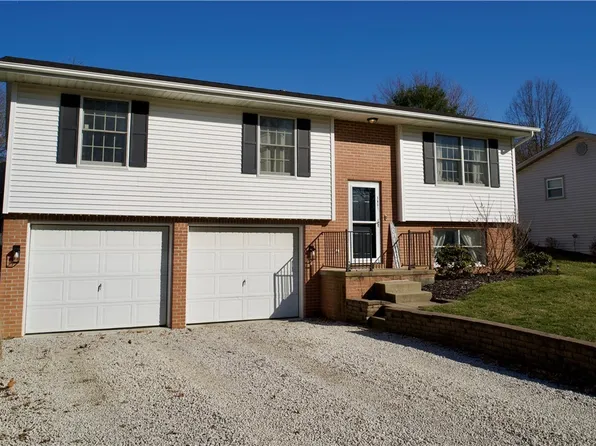 5851 Drenta Cir SW, Navarre, OH 44662