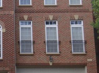 9243 Point Replete Dr, Fort Belvoir, VA 22060