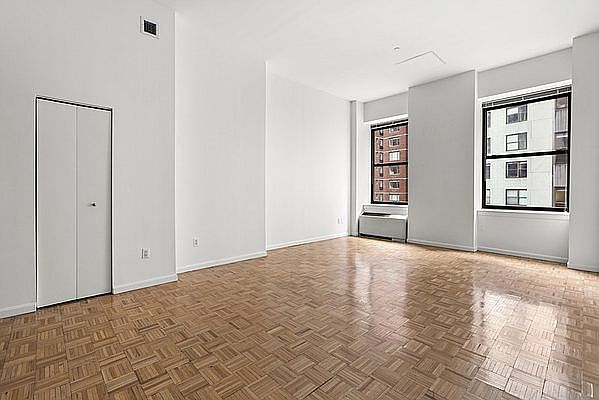 1st image of 85 John St APT 14H